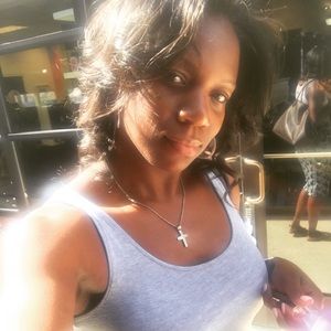 Meet your Posher, Yasmine